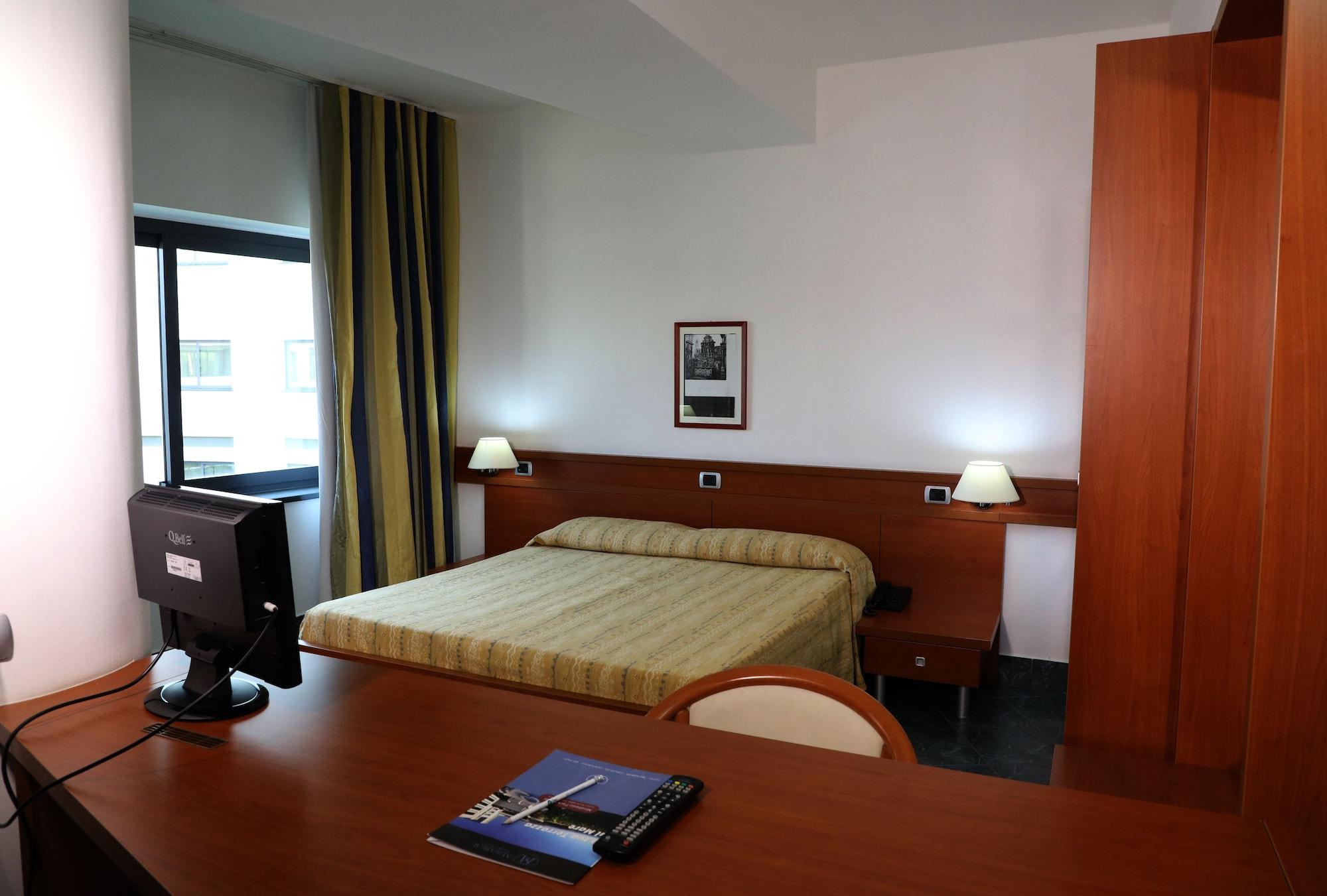 Park Hotel Mirabeau مونتيبيان المظهر الخارجي الصورة