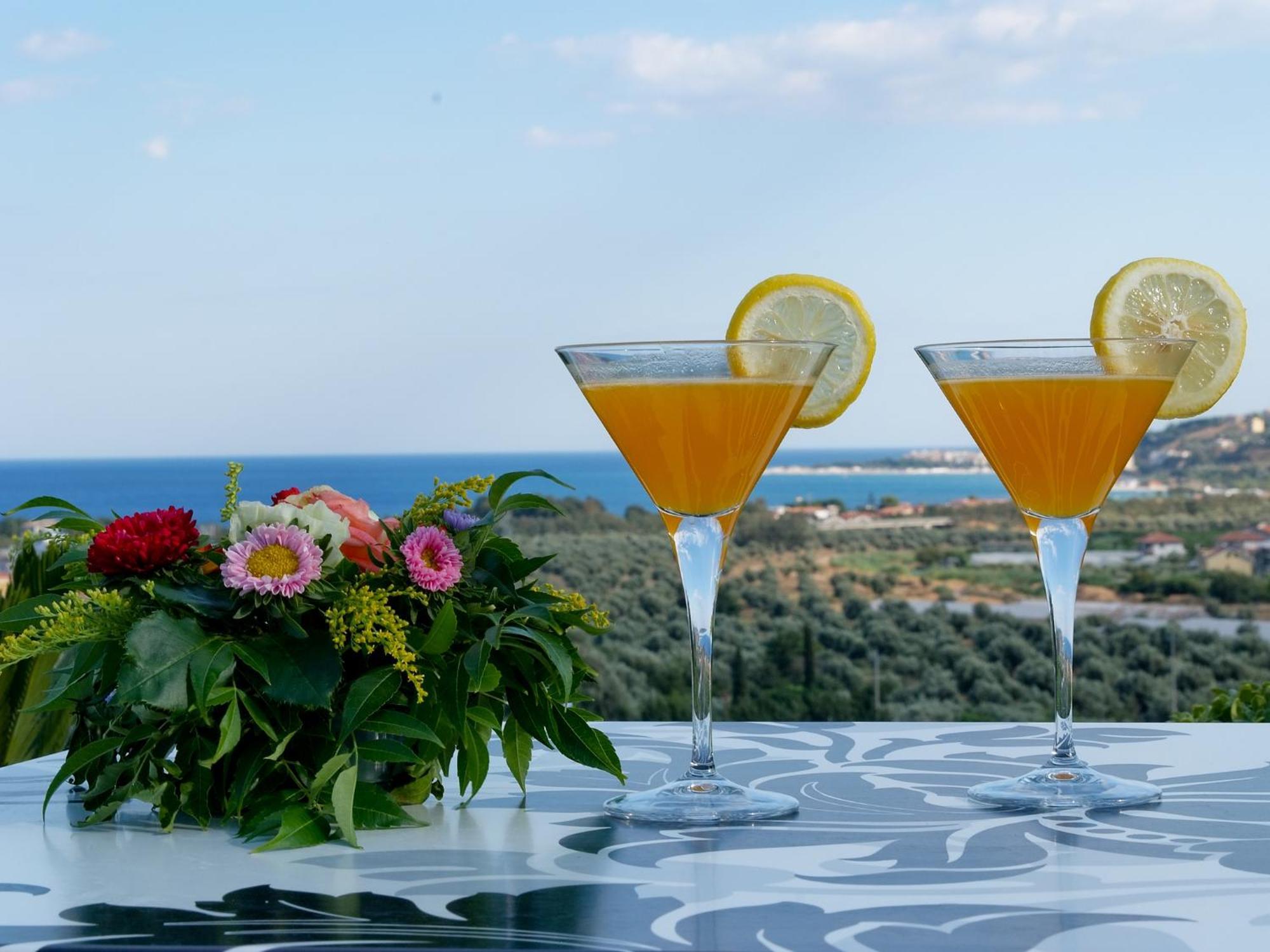 Park Hotel Mirabeau مونتيبيان المظهر الخارجي الصورة