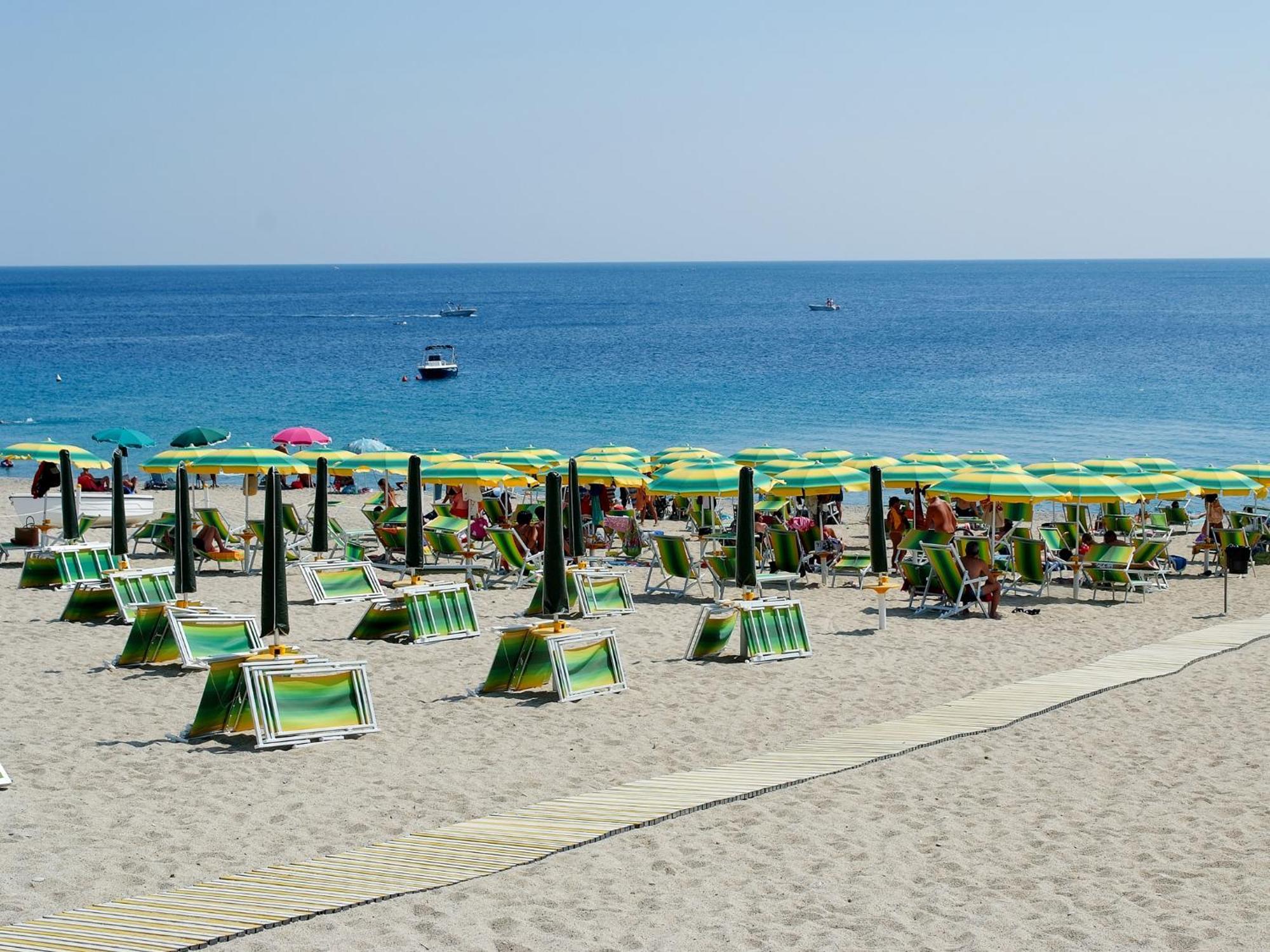Park Hotel Mirabeau مونتيبيان المظهر الخارجي الصورة