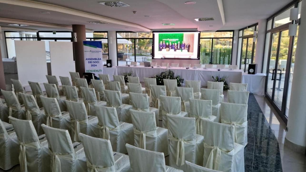 Park Hotel Mirabeau مونتيبيان المظهر الخارجي الصورة