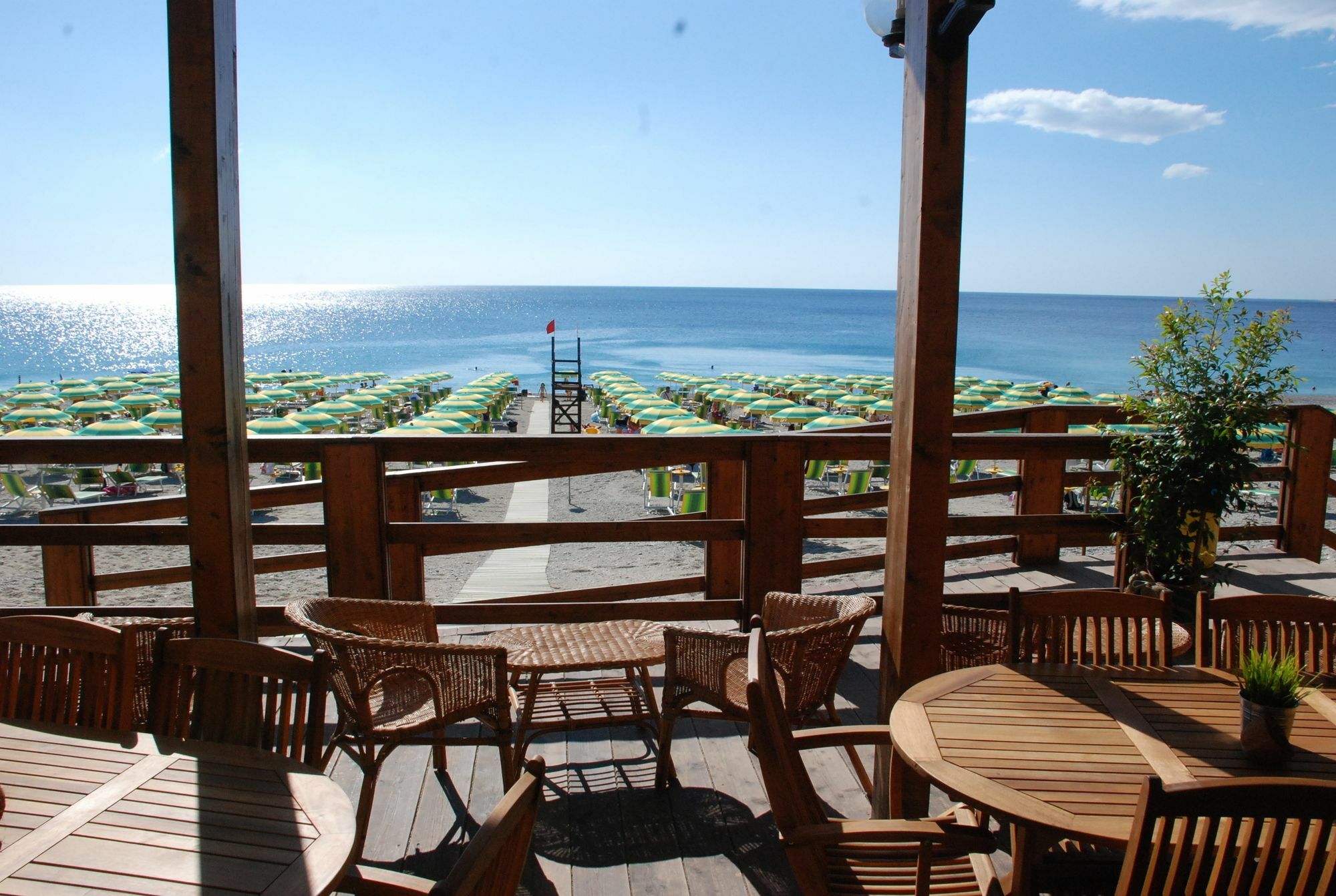 Park Hotel Mirabeau مونتيبيان المظهر الخارجي الصورة